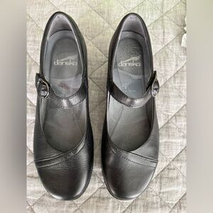 Dansko Fawna Mary Jane- Women’s size 37